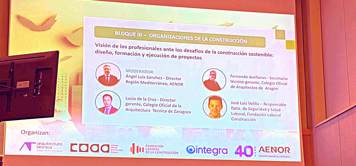 ITESAL impulsa la construcción sostenible en la jornada del COAA 🌿🏗️
