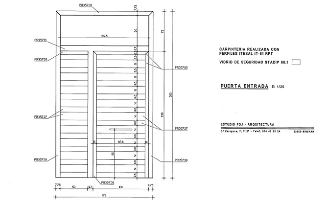 puerta de aluminio